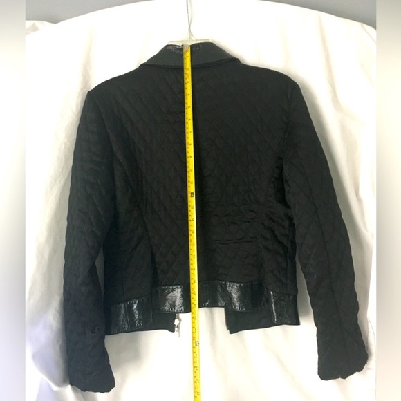 Cache black quilted and leather jacket. Beautiful lightweight coat for fall. - Picture 5 of 7